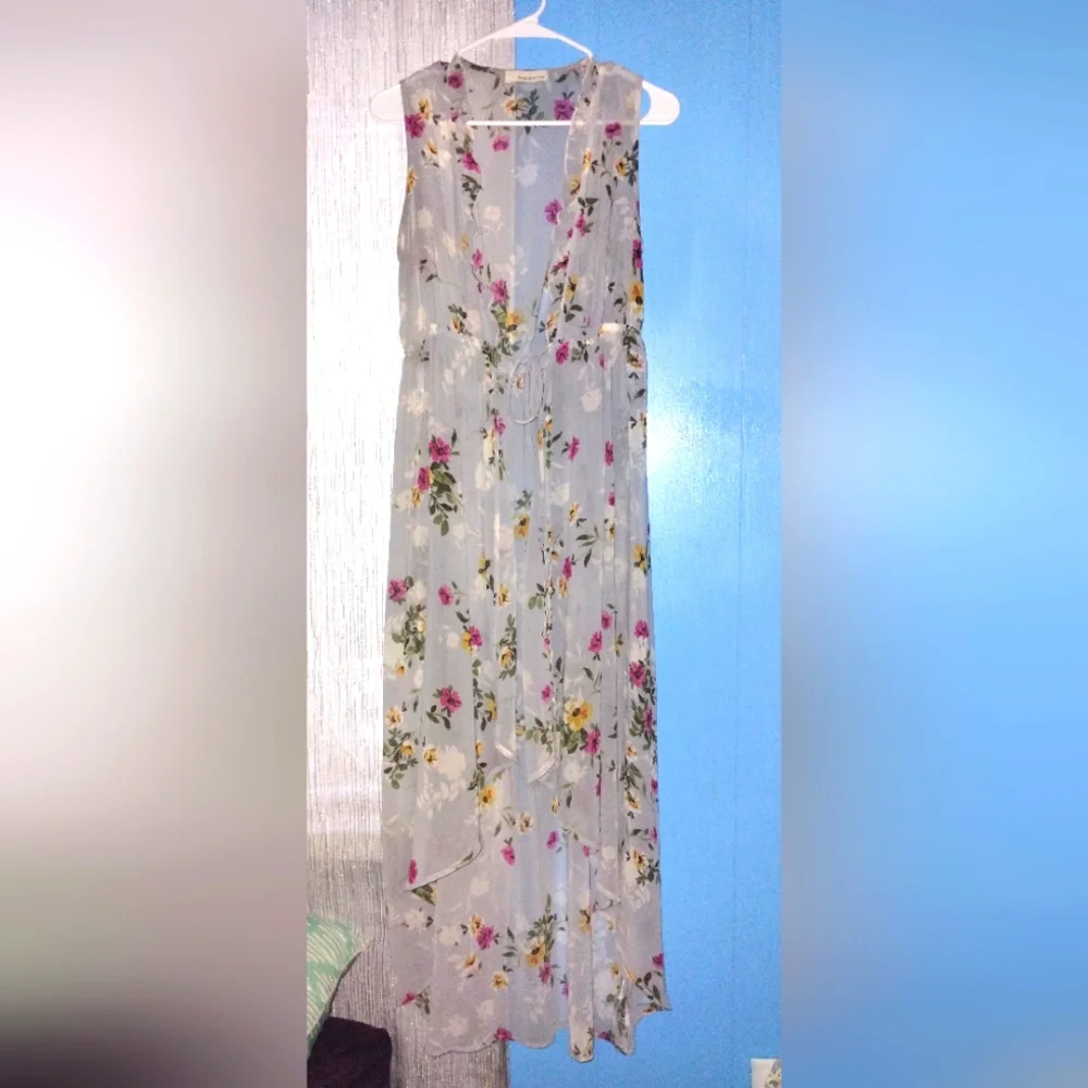 Floral Sheer Sleeveless Kimono NWOT - Picture 3 of 6